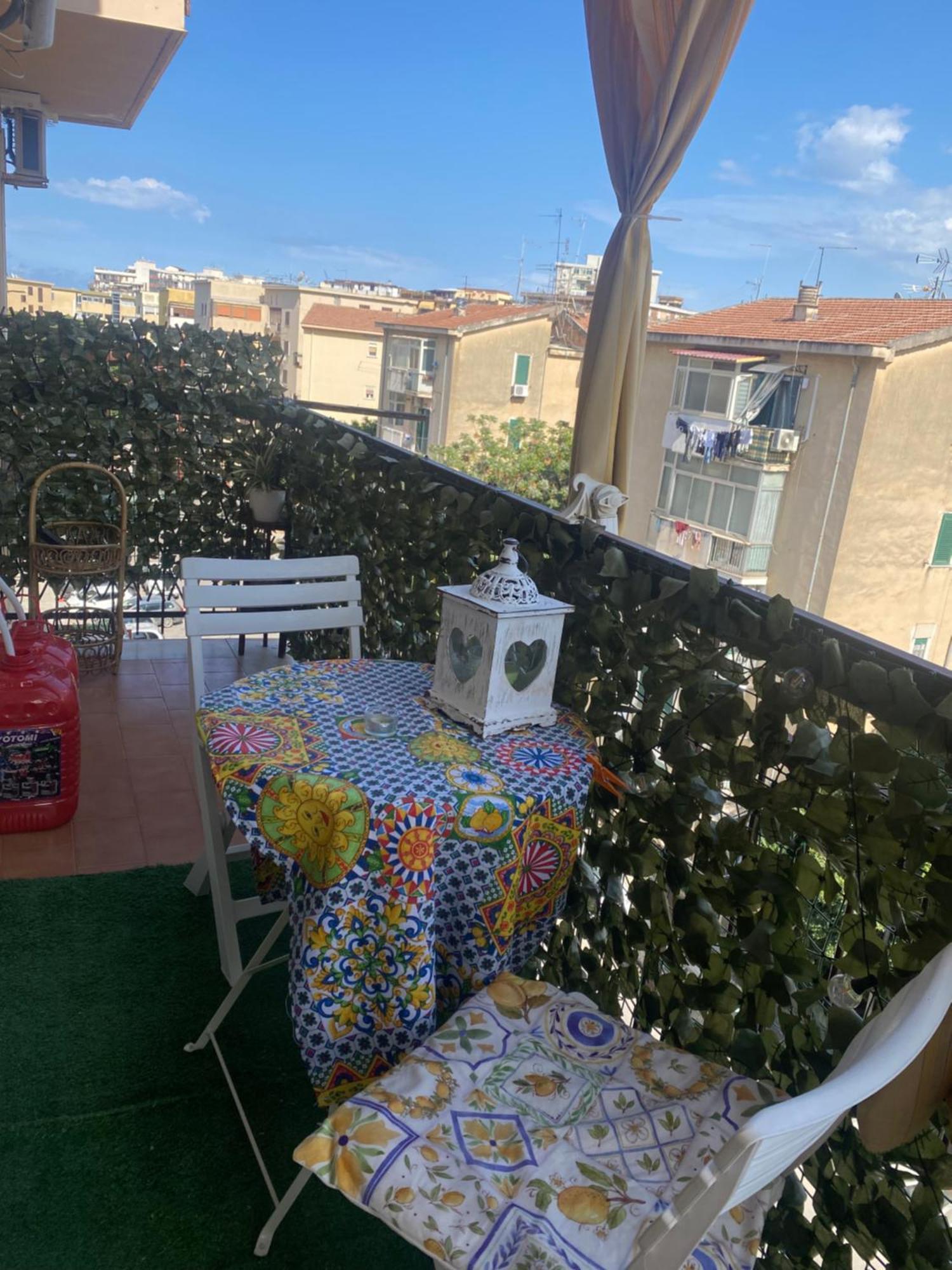 Dolce Sicily A 2Km Dal Centro Apartment Palermo Bagian luar foto